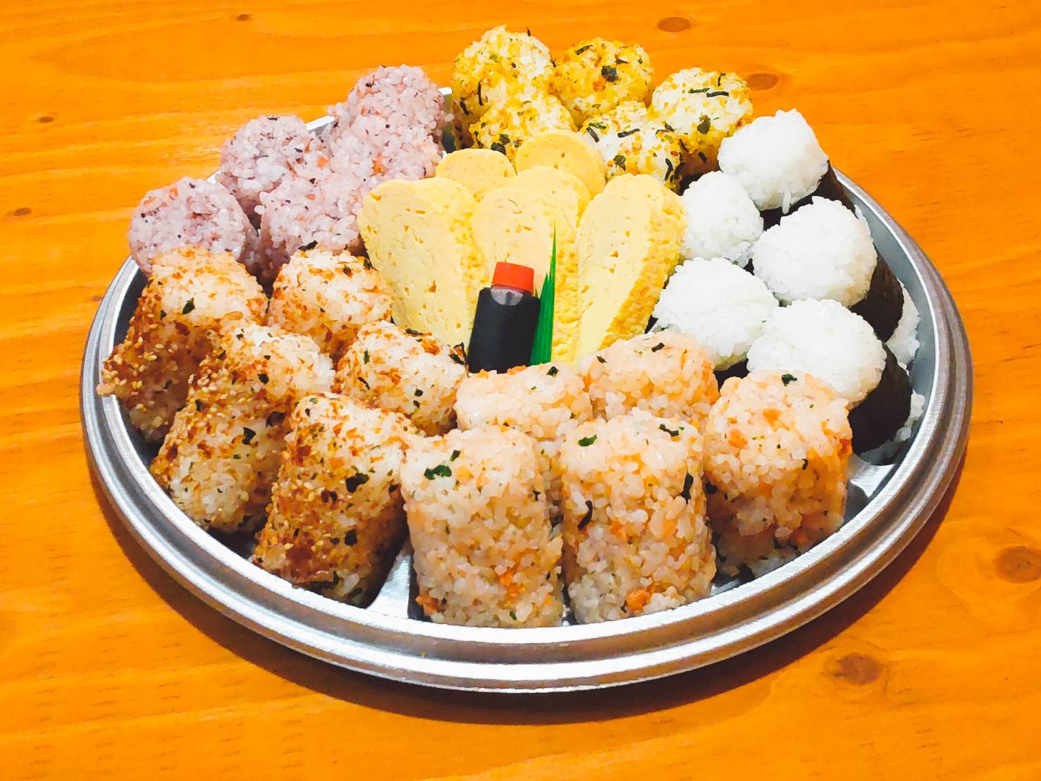 [おにぎりちゃん] [大和市-引き取り限定] Village 13 楽天市場】小森樹脂 いしよわちゃん おにぎりケース2個セットおにぎり